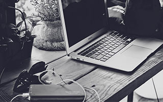 “网红主播八卦事”自媒体权重排名，做自媒体怎么从零开始？