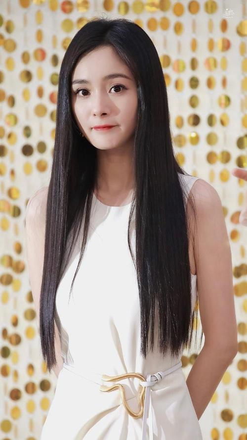 长直发女明星_女明星短发直发_明星直发长女发型图片