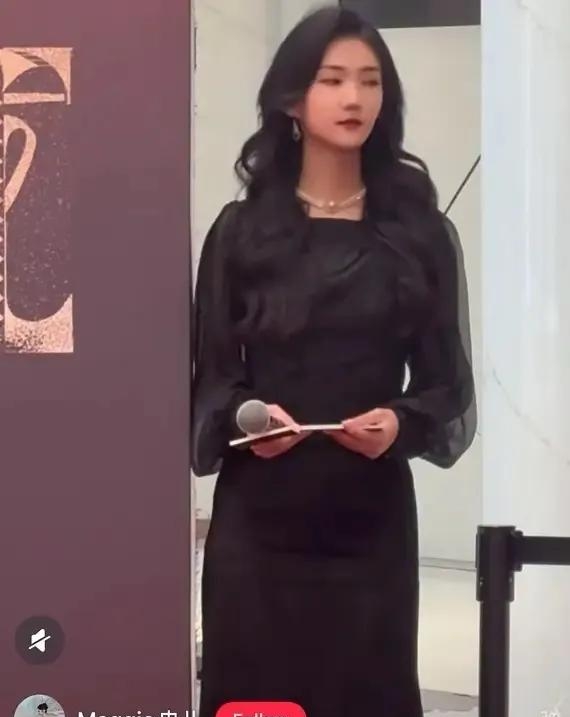 黄晓明新恋情曝光时间线_胡冉儿身份背景揭秘_娱乐圈公布恋情的明星