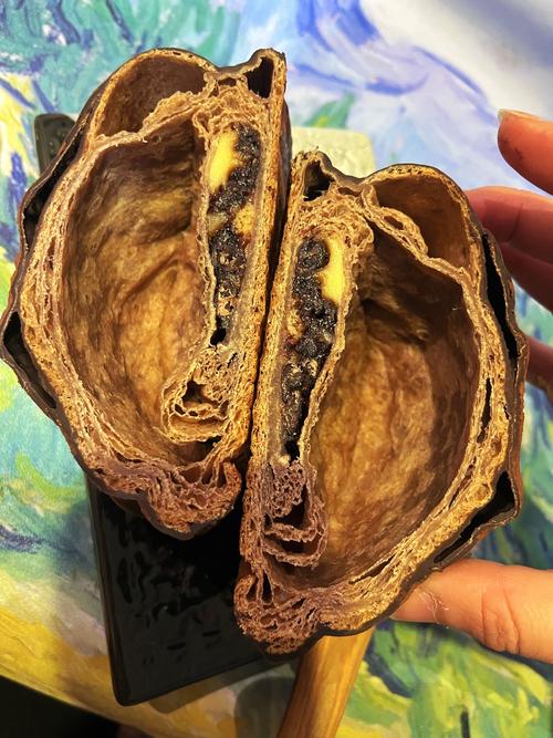 脏脏包这种网红黑暗料理，其实就像铝合金废料一样，光有噱头没真本事