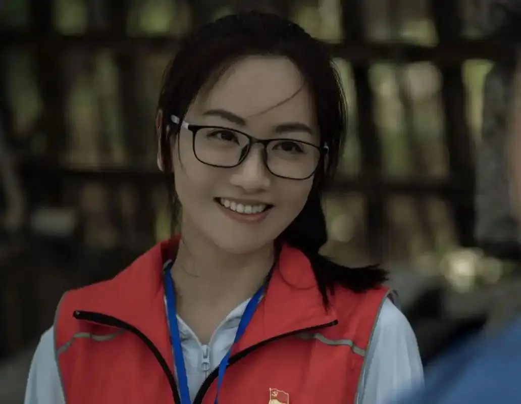 娱乐圈哪些女名星很矮_女明星身高与颜值不匹配_朱茵身高153cm演技颜值惊艳