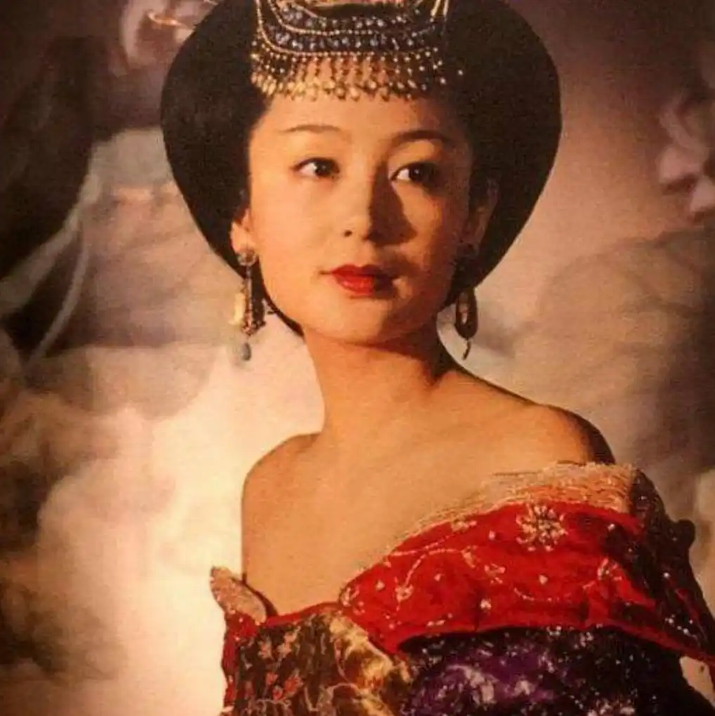 天生富贵相女明星_女明星富贵脸特征_旺夫面相的女明星