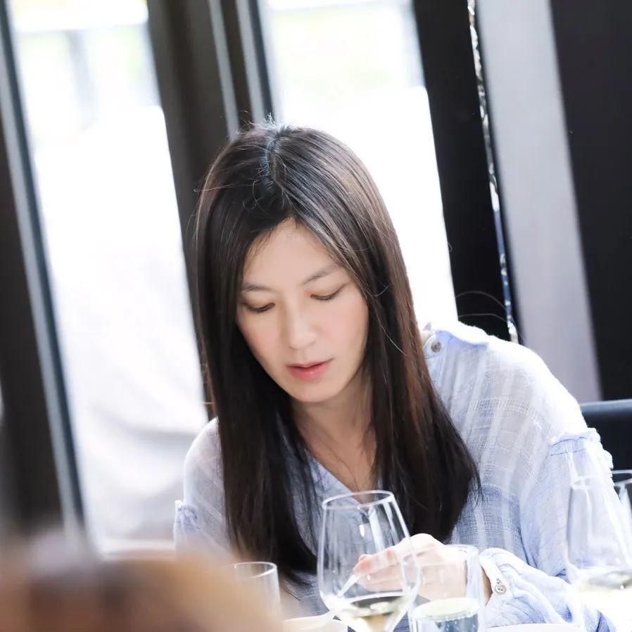 林熙蕾 性感女神 90年代娱乐圈_林熙蕾退出娱乐圈了吗